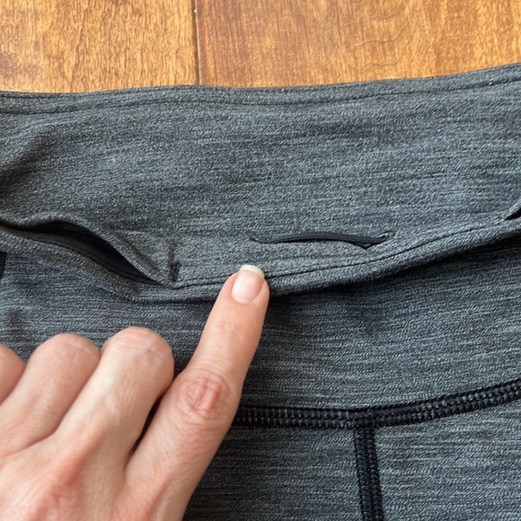 lululemon athletica Speed Up Tight 28” Full On Luxtreme Size 4 - Picture 7 of 15